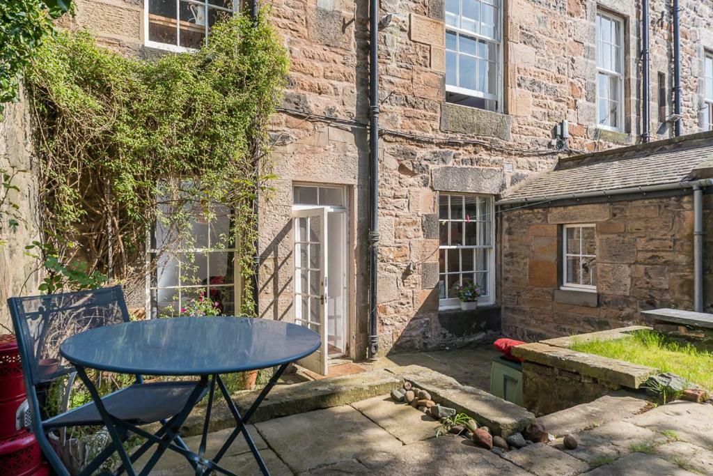 Vintage Apt, Pvt Garden, Wifi, New Town Edinburgh Exterior photo