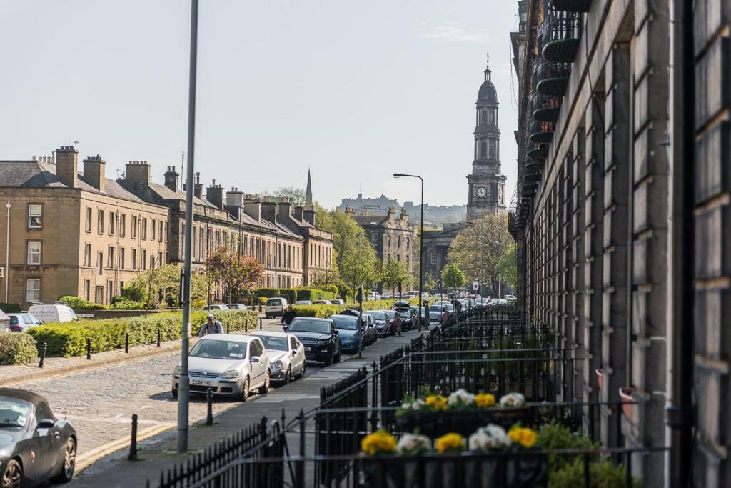 Vintage Apt, Pvt Garden, Wifi, New Town Edinburgh Exterior photo
